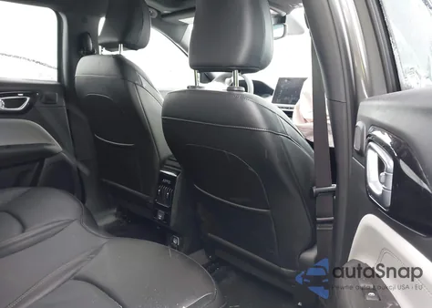 2023 Jeep Compass Limited 4X4 z USA, uszkodzony, nr VIN 3C4NJDCN1PT558986